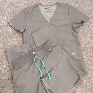 figs scrub set grey